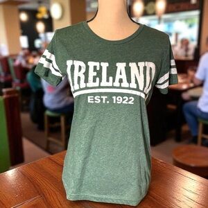 Ireland Tee shirt women’s medium. Green/white 65%Cotton/35%Polyester. Like new!